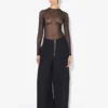 Das Jean Paul Gaultier Oberteil mit Flockdruck