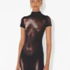 Das kurze bronzefarbene „Body Dust“-Kleid Das kurze bronzefarbene „Body Dust“-Kleid