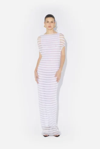 Das weiß gestreifte Matrosen-Kleid Das weiß gestreifte Matrosen-Kleid