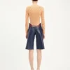 Die Bermudashorts mit Cut-outs Die Bermudashorts mit Cut-outs