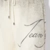 Die Shorts mit Multi-Tattoo-Print